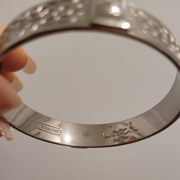 Coach braclet - Picture 2 of 3